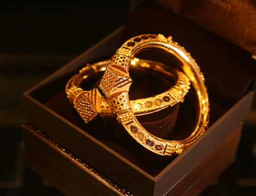 How to Pick the Perfect Gold Gift for Ashirwad Ceremony